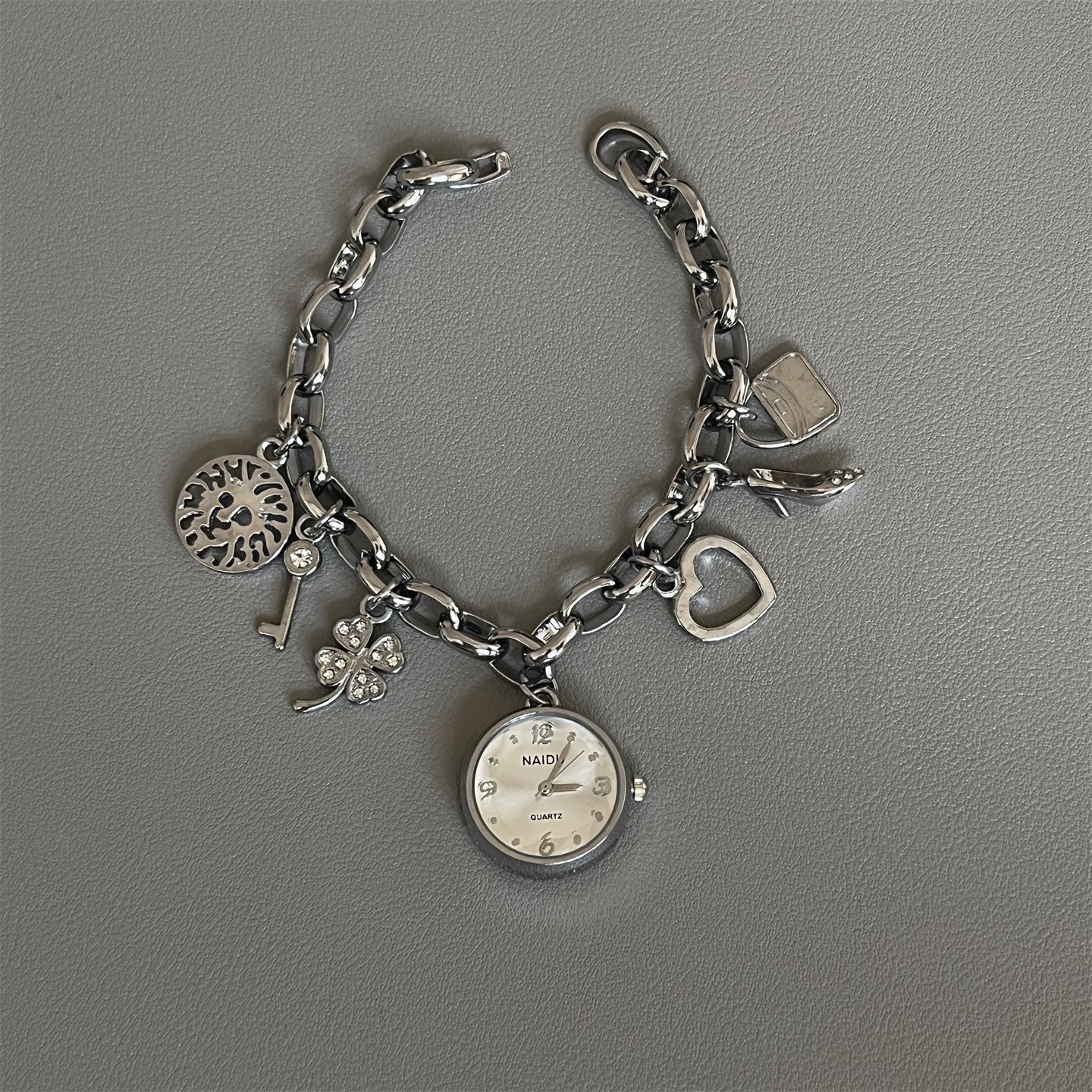 Fashion Korean Style Diamond Thin Love Watch Women's Simple
